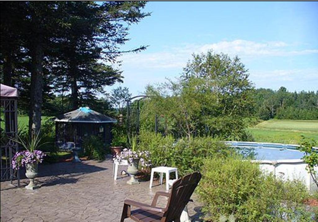 Gite Le Grandelinois Saint-Paulin Exterior foto